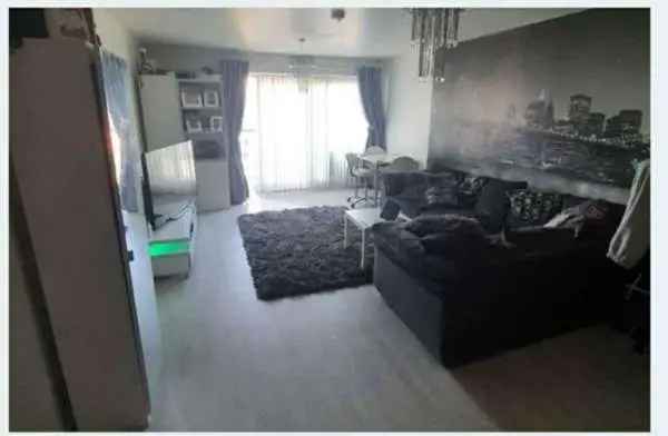 Flat For Rent in London, England