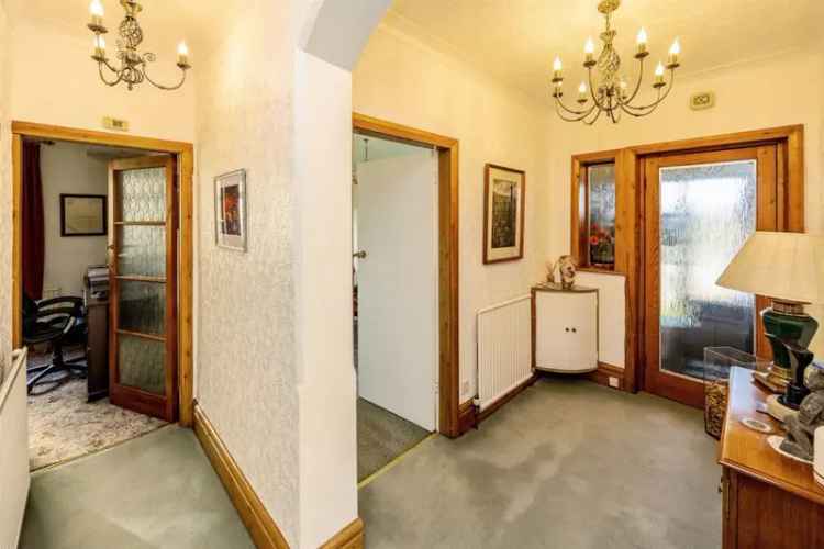 5_6 Bedroom Detached House Greetland