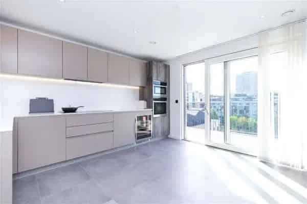 Spacious Islington Duplex Apartment Near Old Street
