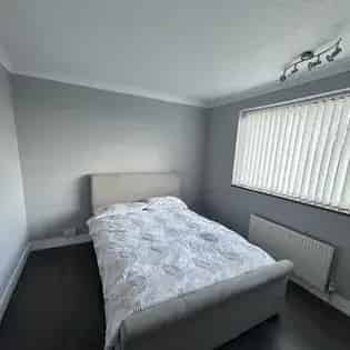 130m² House Birmingham - Double Room Available