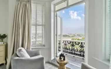 Luxury Coastal Townhouse B&B Newquay 10 En-Suite Rooms Stunning Sea Views