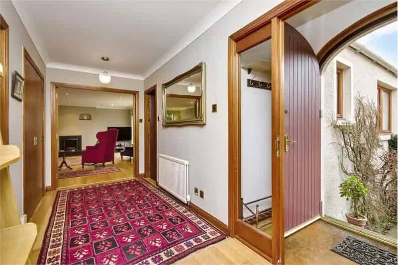 3 Bed Bungalow Detached with 3 Reception Rooms Near Coast