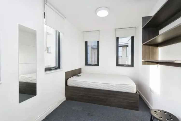 Studio Apartment for Sale Sheffield S1 Modern Auction