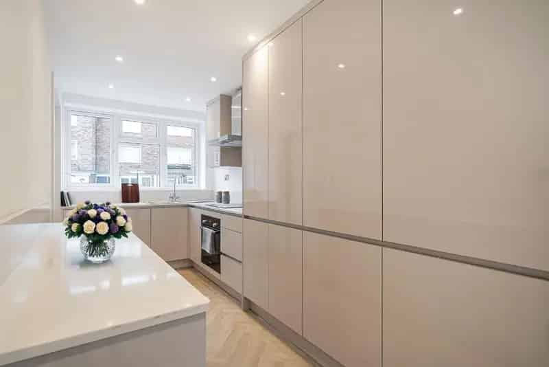 Beautiful 4 Bedroom End of Terrace New Build Freehold Property