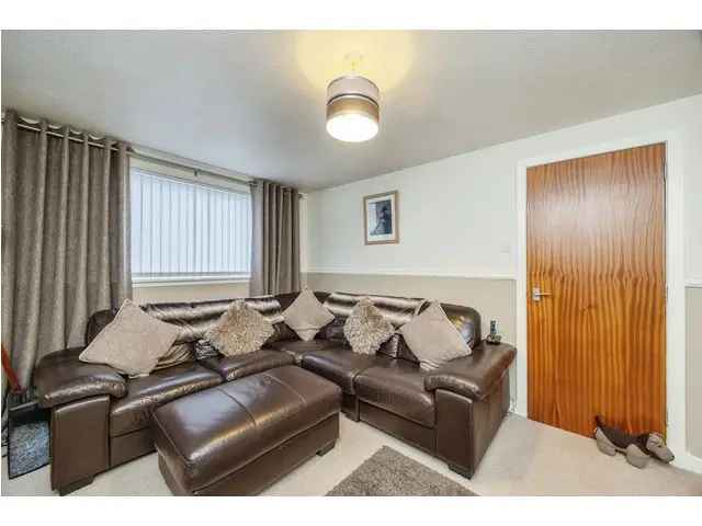 2 Bedroom Flat for Sale Livingston Cash Buyers