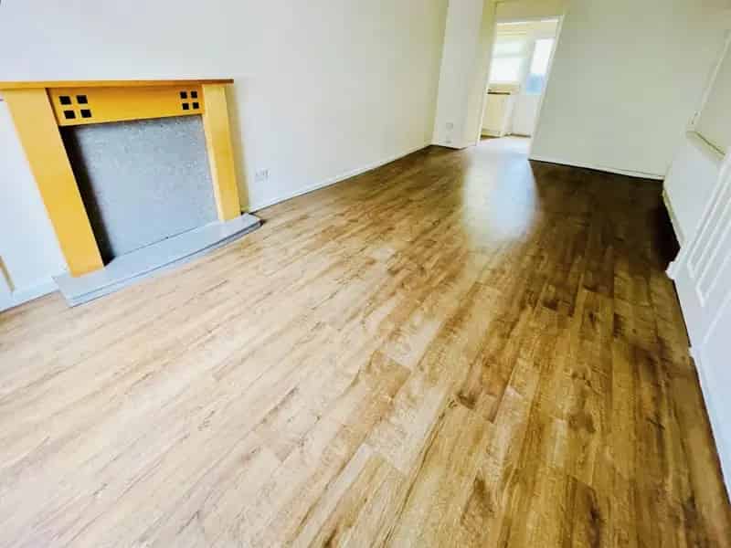 3 Bedroom Terraced House for Immediate Let