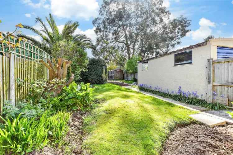 2 Bedroom Semi Detached Bungalow For Sale