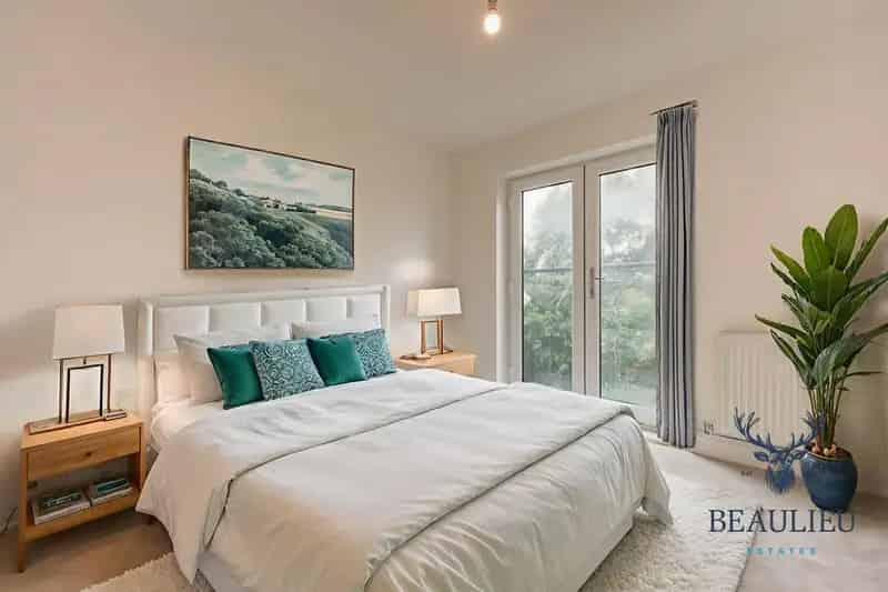 Brand New 1 Bedroom Apartment with Balcony - Immediate Occupancy