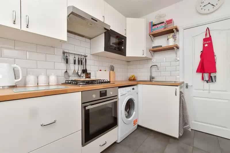 2 Bedroom Duplex Flat for Sale Recently Refurbished
