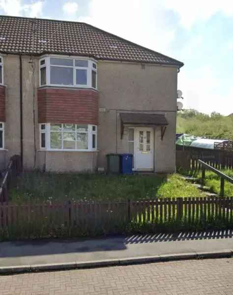 Flat For Rent in Borough of Rossendale, England