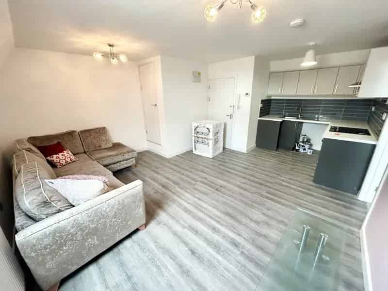 Brand New Fully Furnished 1 Bedroom Flat Zero Deposit Available