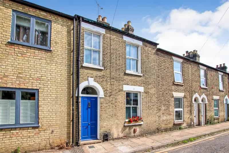 2 Bedroom Cambridge Victorian Terrace House For Sale