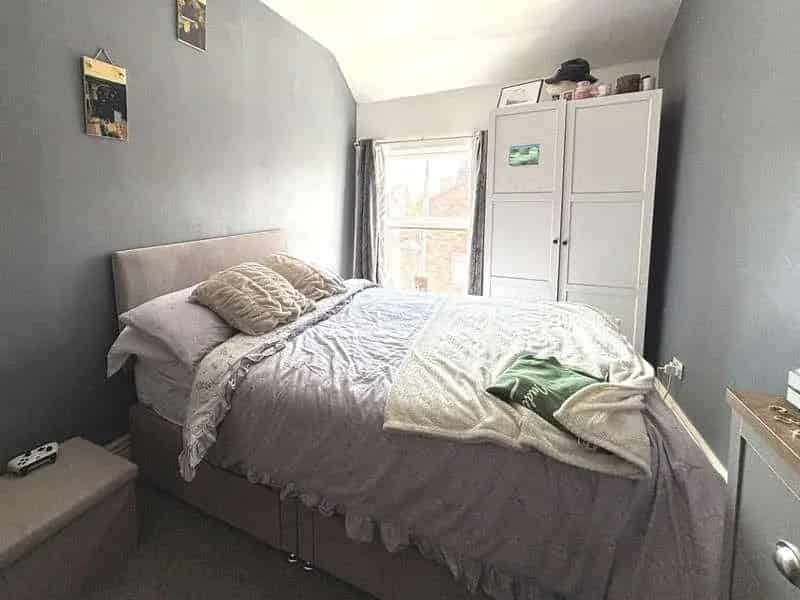 3 Bed House for Sale in Popular Village Setting