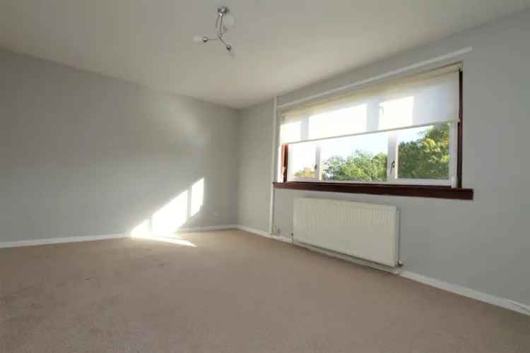 Spacious 2-Bedroom Freehold Apartment Near Amenities