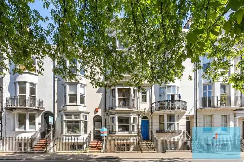 1 Bedroom Apartment for Sale