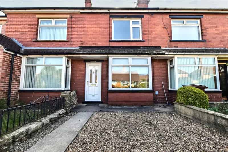 2 Bed Mid Terraced House in Morley - Ideal Family Home