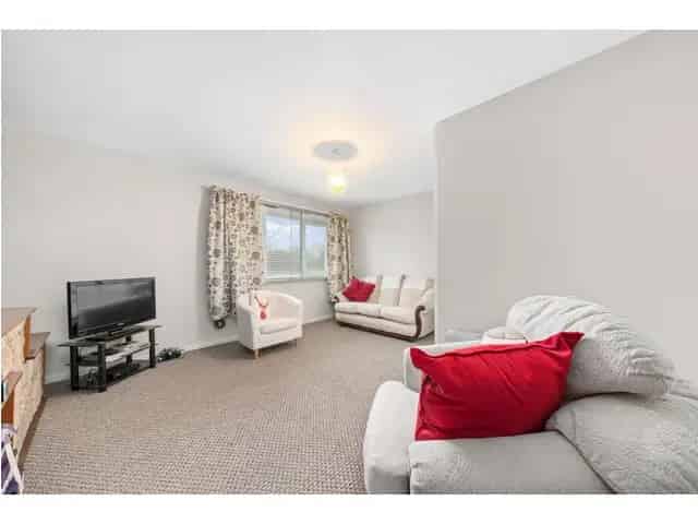 3 Bedroom Terraced House for Sale Near M8