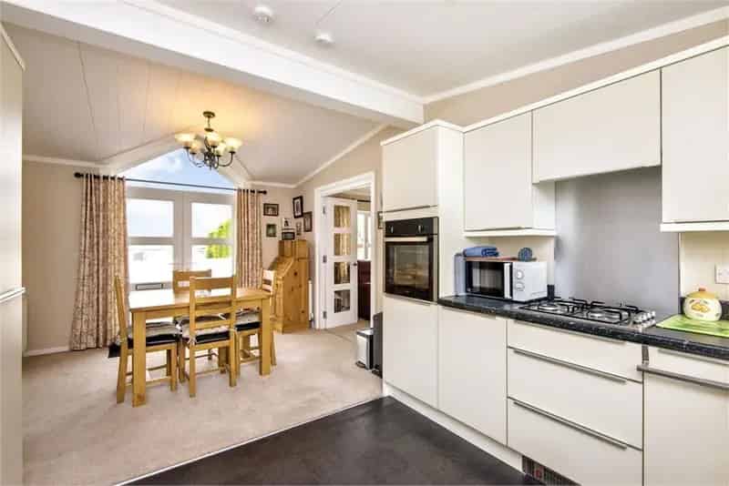 2 Bed Park Home Near St Andrews
