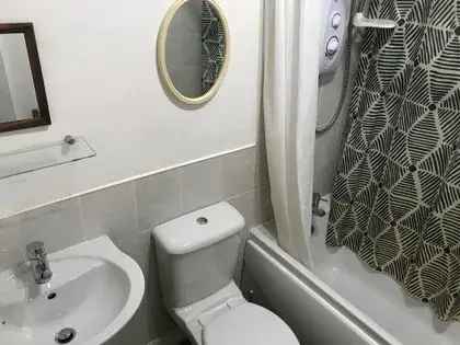 1 Bedroom Furnished Flat Aberdeen City Centre 56m²