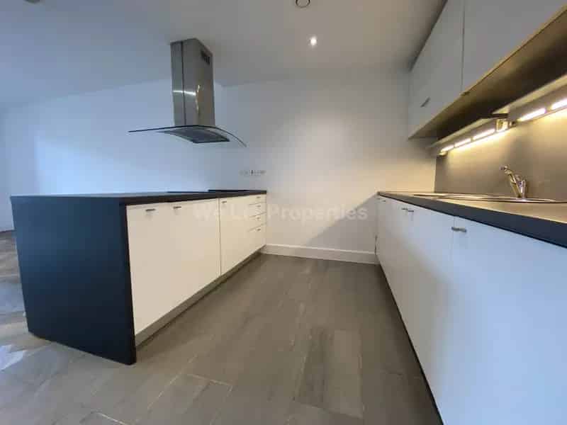 2 Bedroom Apartment House to Rent