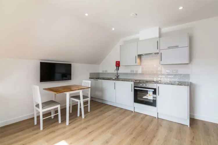 0 Bedroom Studio House to Rent for Students