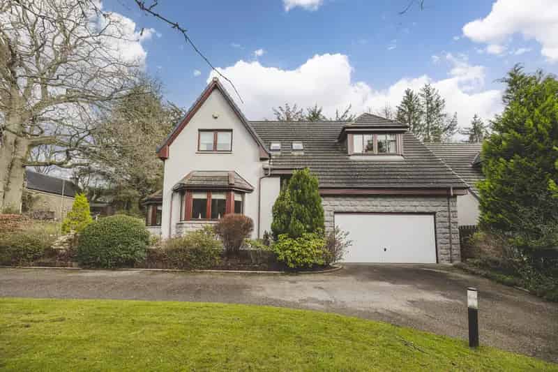 5 Bedroom Detached House for Sale in Milltimber