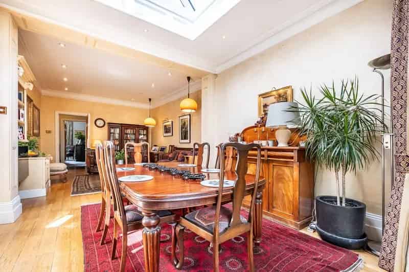 7 Bedroom Victorian House for Sale