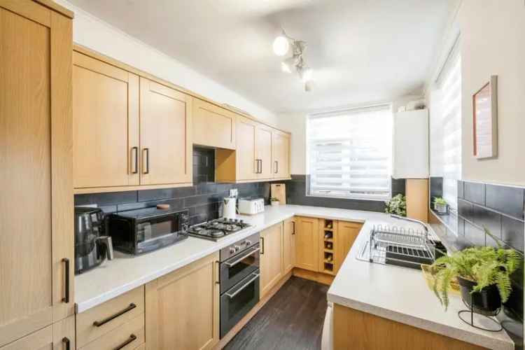Four Bedroom Family Home with Cellar and Gardens