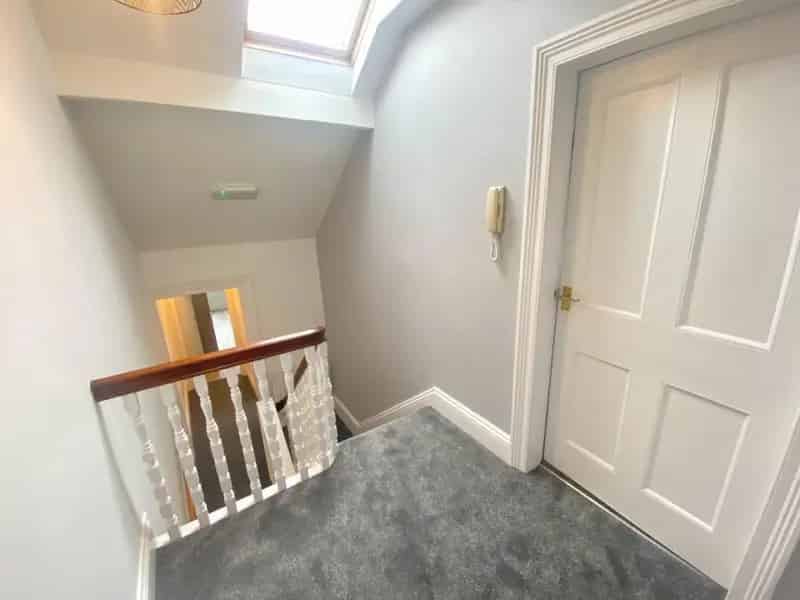 1 Bedroom Newly Renovated Duplex Apartment To Let