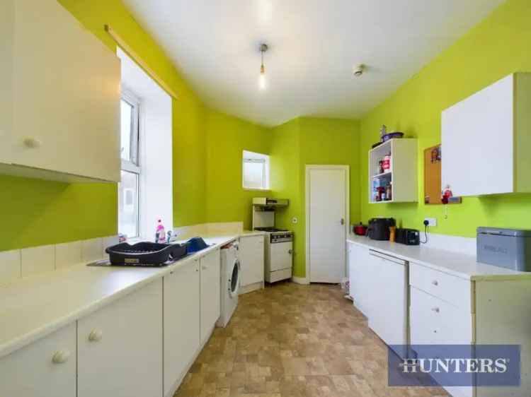 3 bed flat for sale