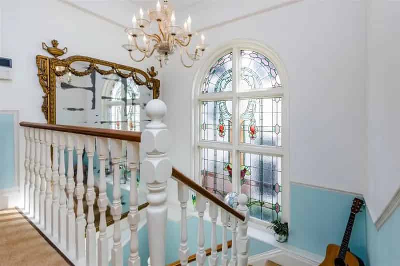 4 bedroom maisonette for sale
