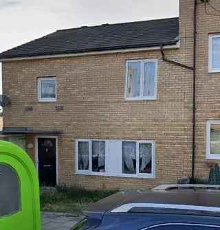 3 Bedroom House Thamesmead Near Elizabeth Line