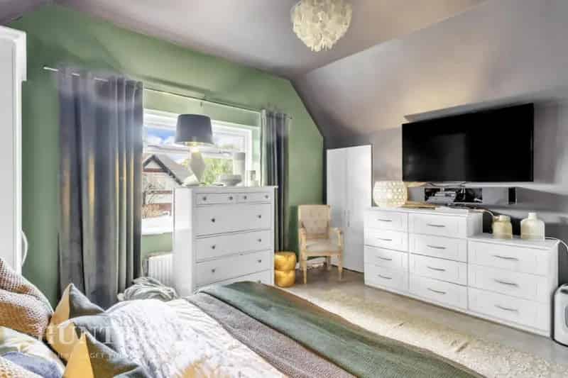 2 Bed Semi-Detached House for Sale