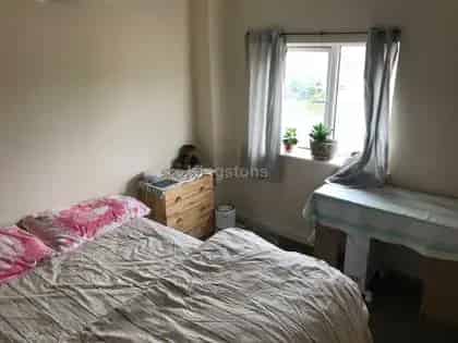 1 Bed 78m² Modern Apartment Cardiff Cathays - Students Professionals