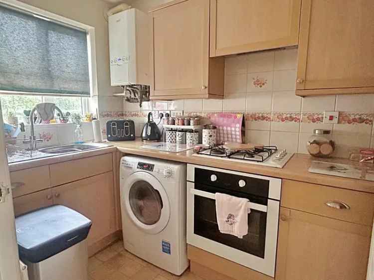 2 Bedroom House For Sale Near Ventura Retail Park