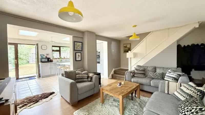 4 Bedroom House For Sale in Frome
