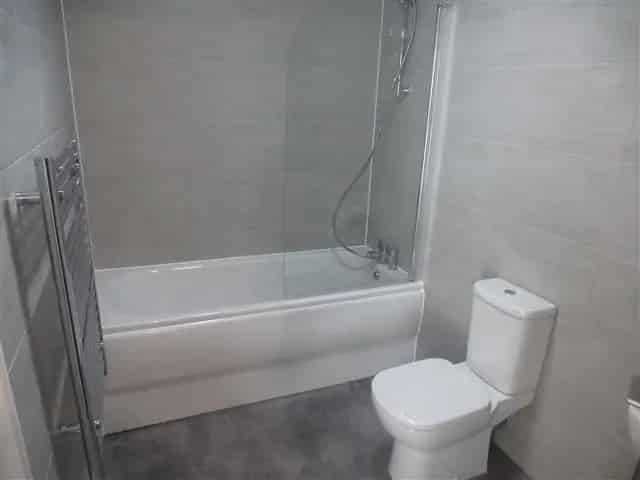 Flat For Rent , Waterfront East, Dudley, England