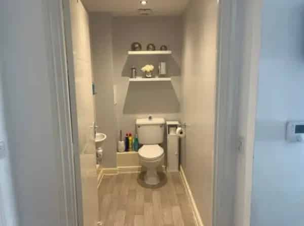 Spacious 2-Bedroom House with Wheelchair Access and Ample Storage