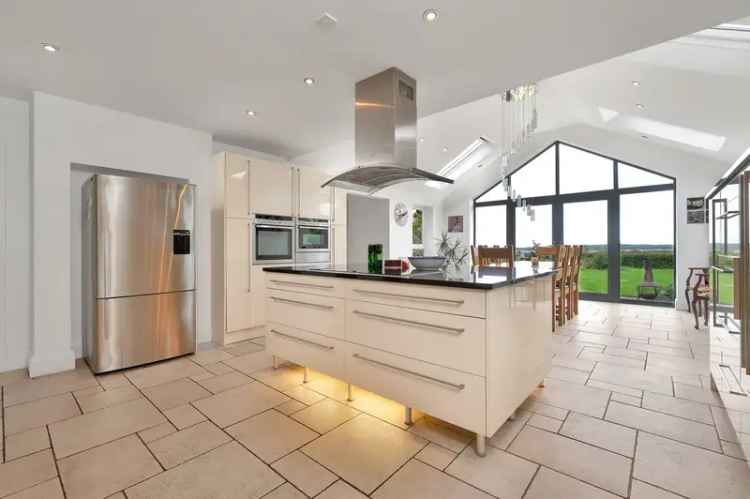 Detached House for sale with 5 bedrooms, Nicker Hill, Keyworth