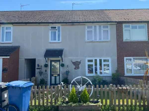 3 Bedroom House Near Beach and Amenities