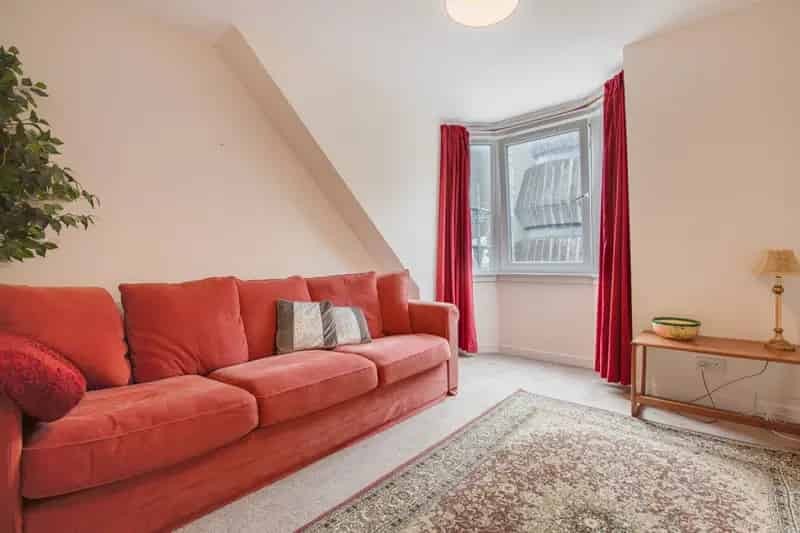 2 bedroom Flat
 To Rent