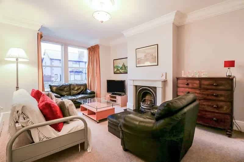 4 Bedroom End Terrace House for Rent Leeds LS5