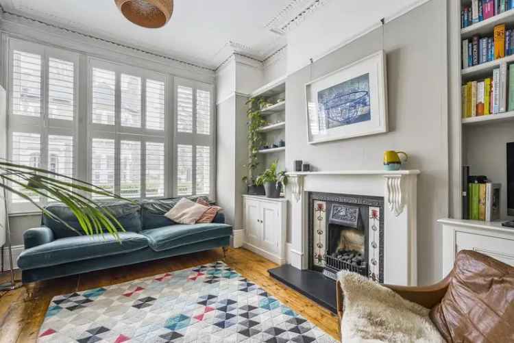 Four Double Bedroom Family House with Period Features