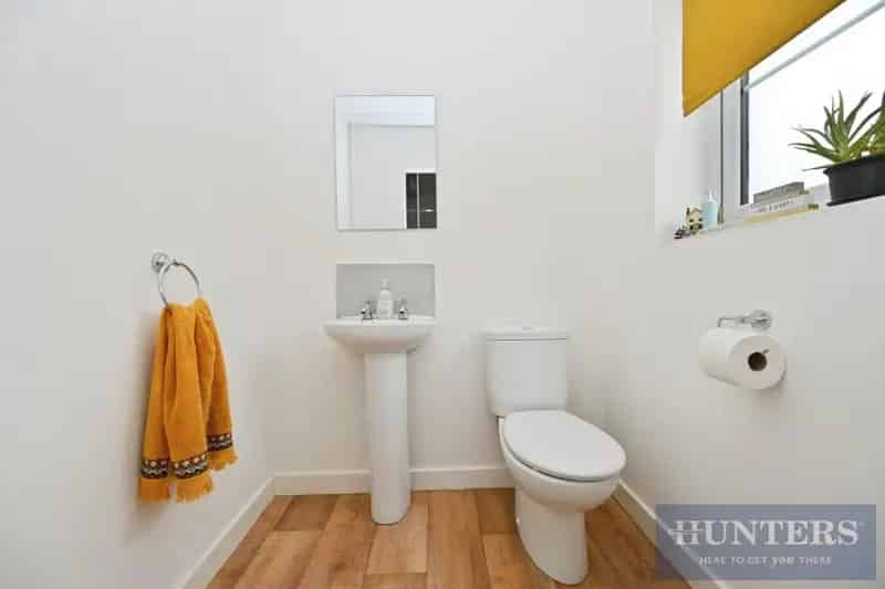 2 Bed House for Sale Apperley Bridge