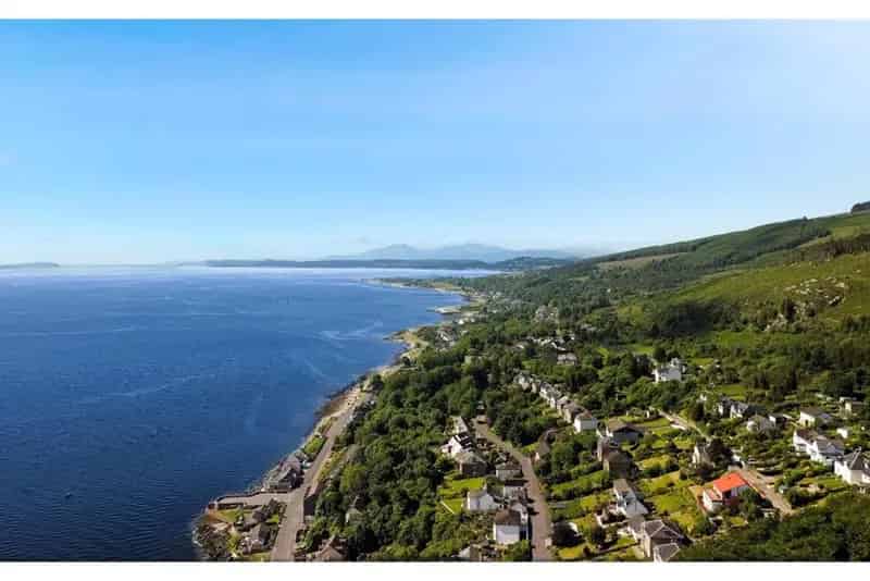 4 Bed Detached House with Panoramic Views - Innellan
