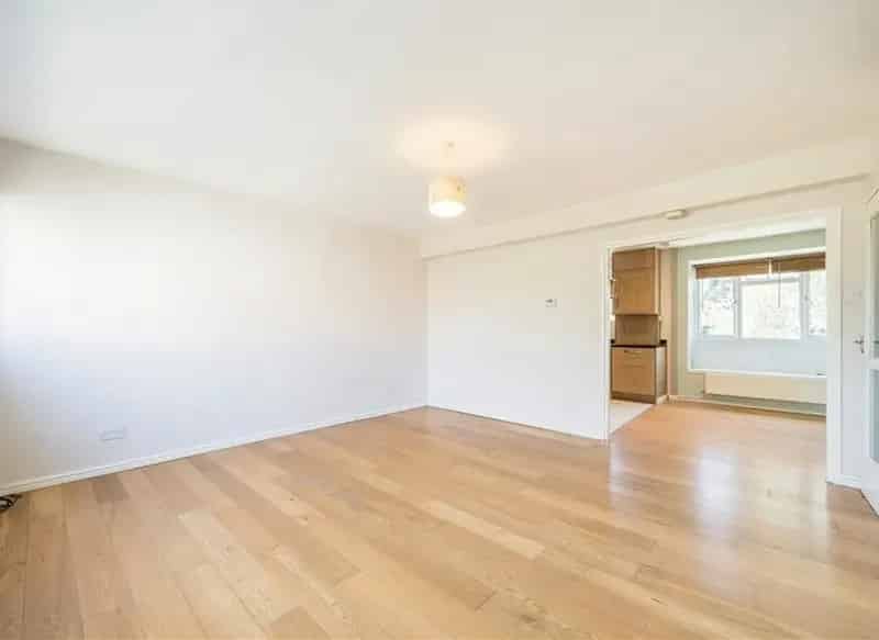2-Bed Split-Level Maisonette Near Kidbrooke Village