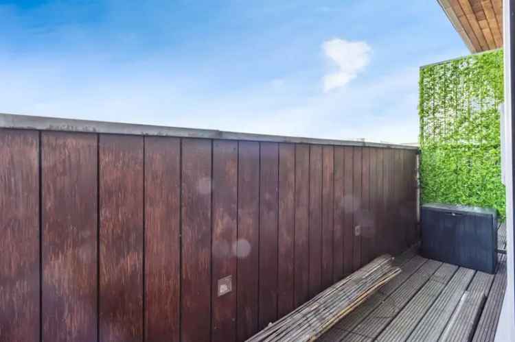 2 Bedroom Duplex Penthouse for Sale Manchester M4