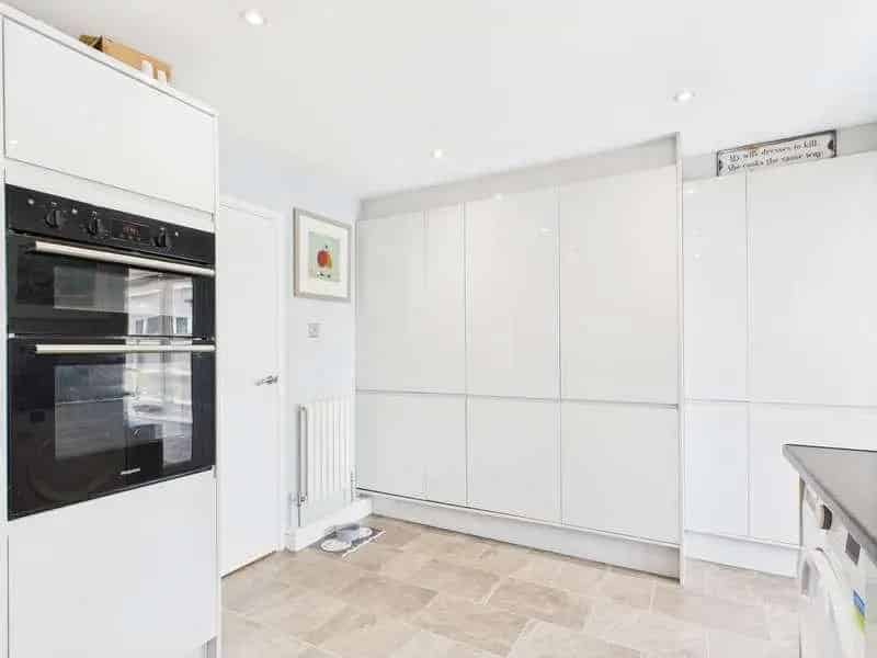 3 Bed End Terrace House For Sale