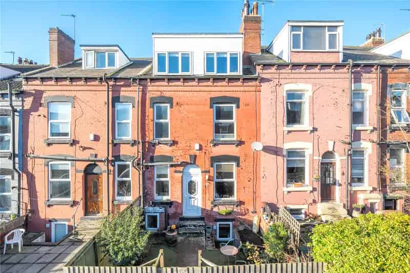 3 Bed 2 Bath Terraced House in Burley Leeds