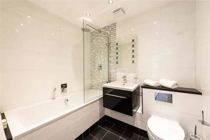 2 Bedroom Flat London - Luxurious Apartment near Regents Park